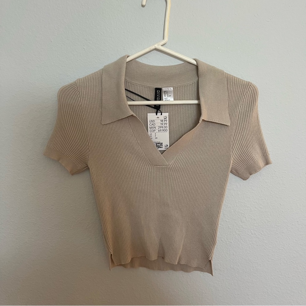 H&M Tan Ribbed Polo Crop Blouse